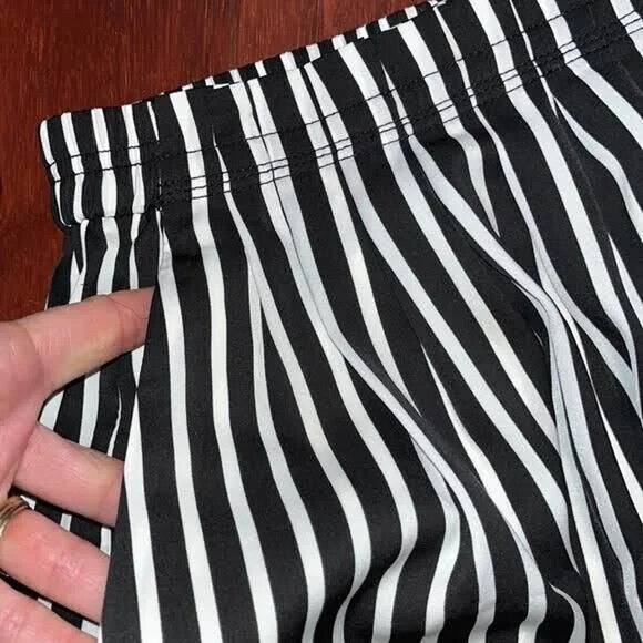 J. Crew Skirt Striped Black & White Elastic Waist Lined Pockets Size 6 NEW - Picture 2 of 12